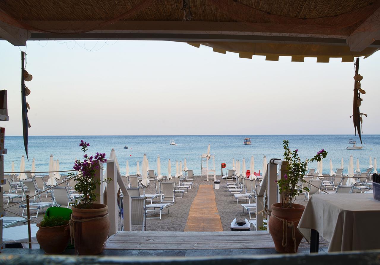 Residence Letojanni Taormina Bagian luar foto
