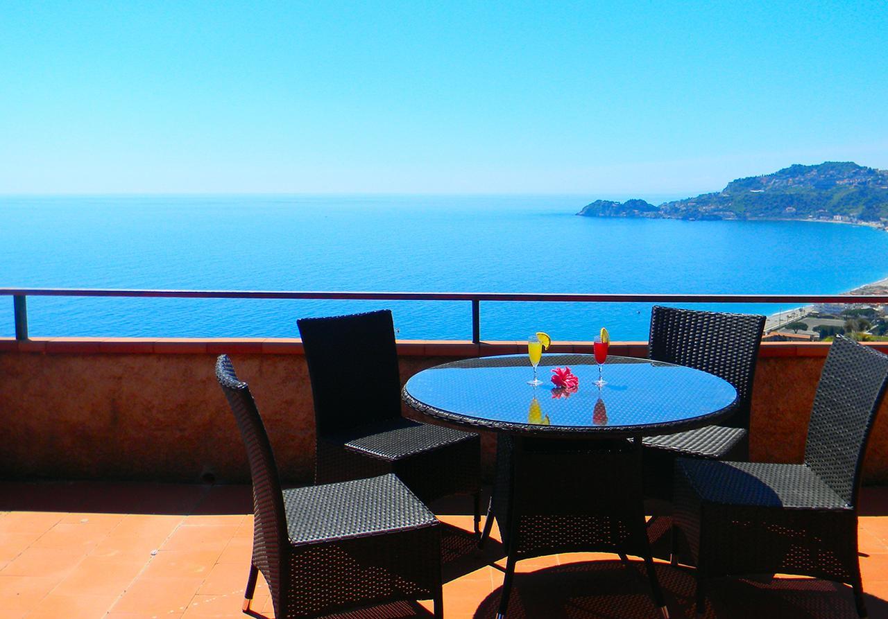 Residence Letojanni Taormina Bagian luar foto