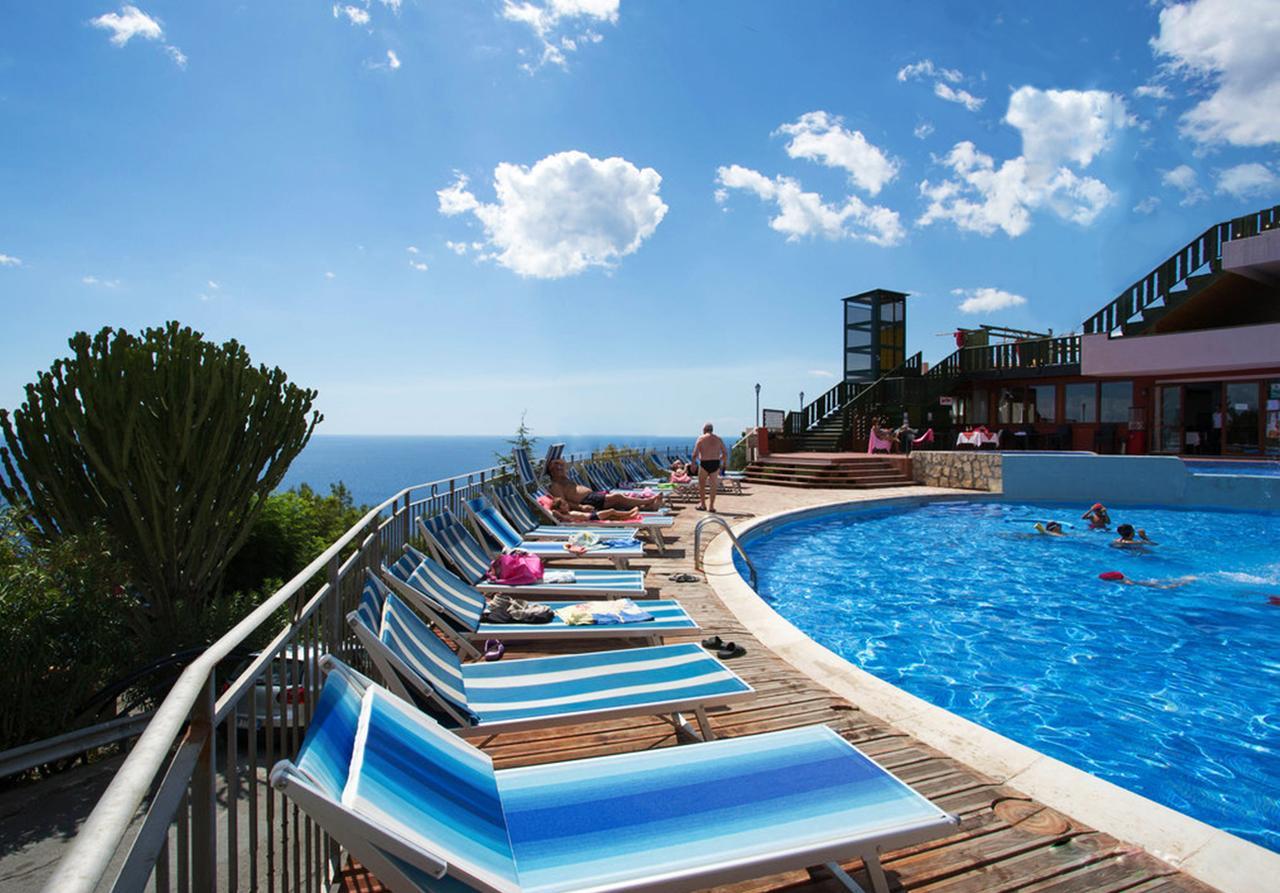 Residence Letojanni Taormina Bagian luar foto